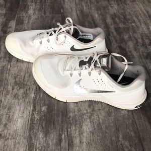 White Nike Metcon 2 Size 10